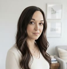 Hilary Merritt headshot 2.